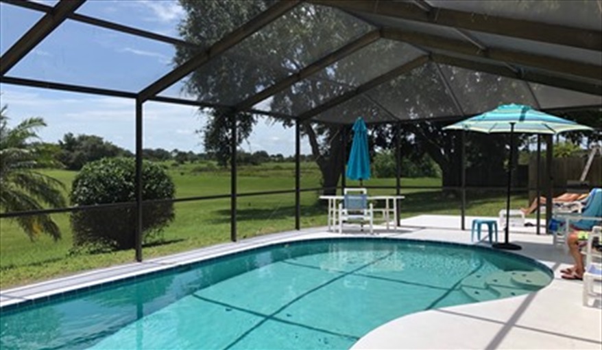 Pool. Sunshine Villa in Loma Linda, Davenport, Orlando