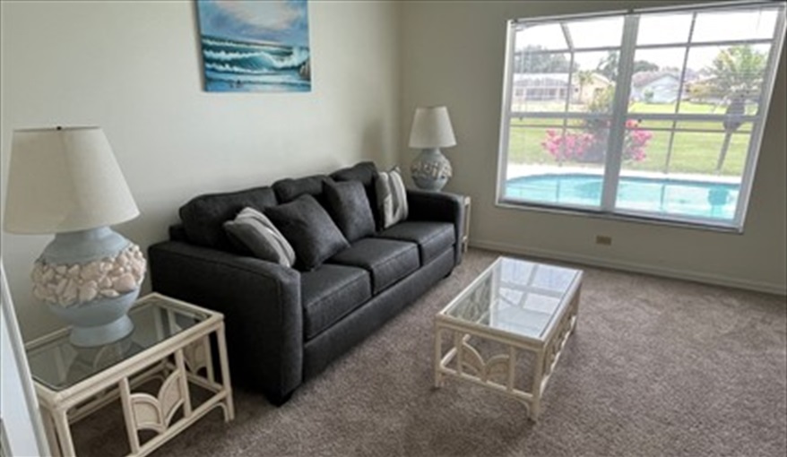 Family Room. Sunshine Villa in Loma Linda, Davenport, Orlando