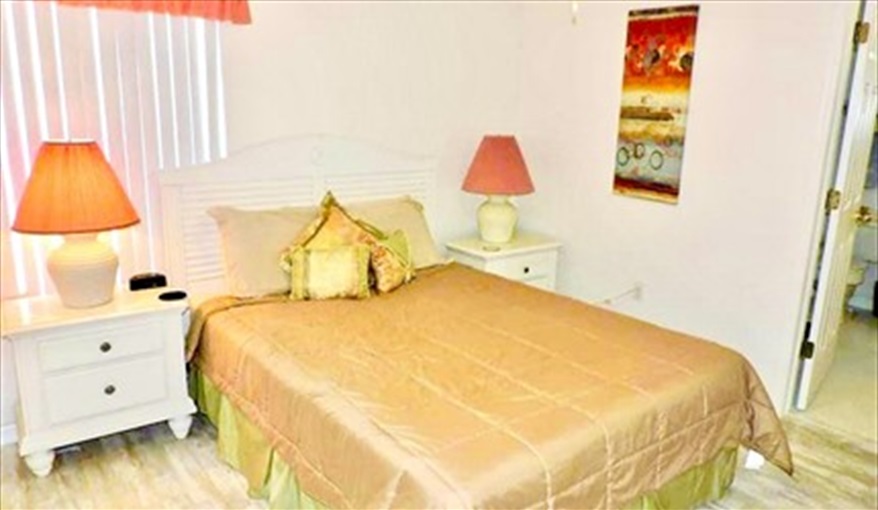 Bedroom 2: Queen sized suite with cable TV & en-suite bathroom (Walk in shower). Ref 80.Stunning Villa with private pool. Near Disney, Eagle Point in Eagle Pointe, Kissimmee, Orlando