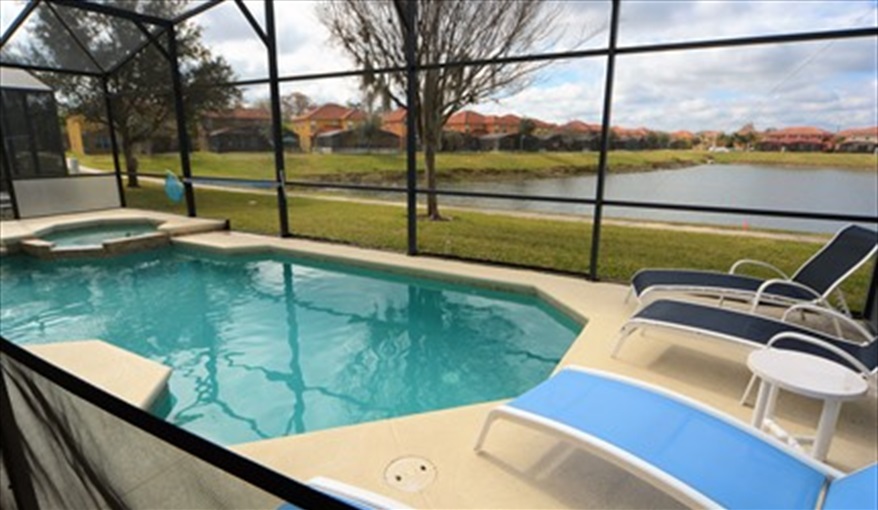 Beautiful lake view. Ref 704BV Stunning Villa at Bella Vida Resort near Disney. in Bellavida Resort, Kissimmee, Orlando
