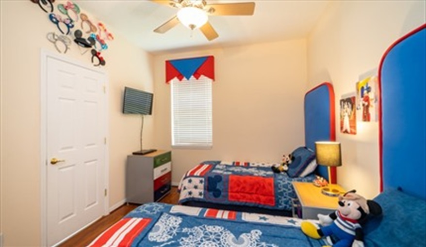Themed twin room. Ref 704BV Stunning Villa at Bella Vida Resort near Disney. in Bellavida Resort, Kissimmee, Orlando