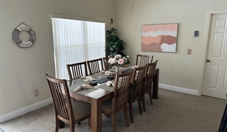 Dining area to seat 8 guests . Doral Woods Secluded Florida Villa Updated June 2023 in Doral Woods, Kissimmee, Orlando