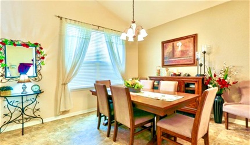 The formal dining space is as you walk through the door. Ref 114. Modern family villa own pool, near Disney. Silver Creek in Silver Creek, Clermont, Orlando