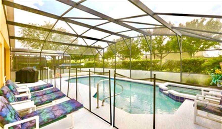 Easy access to the pool . Ref 114. Modern family villa own pool, near Disney. Silver Creek in Silver Creek, Clermont, Orlando