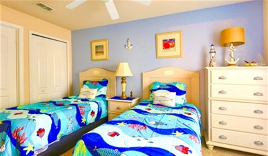 Bedroom 4: Twin room. Ref 114. Modern family villa own pool, near Disney. Silver Creek in Silver Creek, Clermont, Orlando