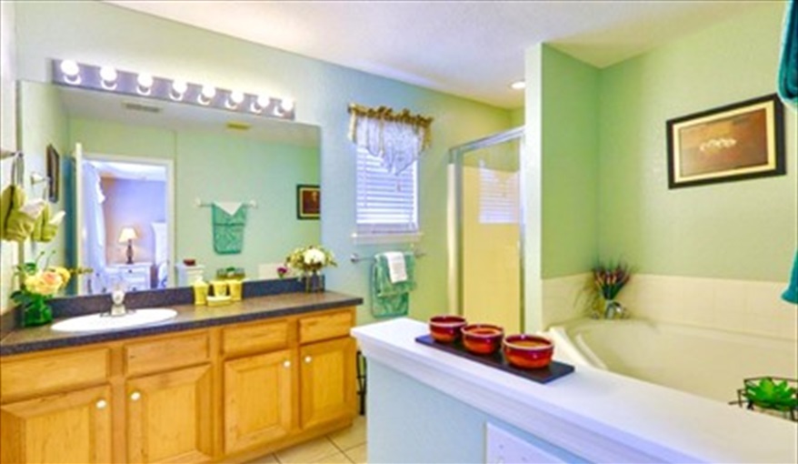 Ensuite with separate tub and shower. Ref 114. Modern family villa own pool, near Disney. Silver Creek in Silver Creek, Clermont, Orlando