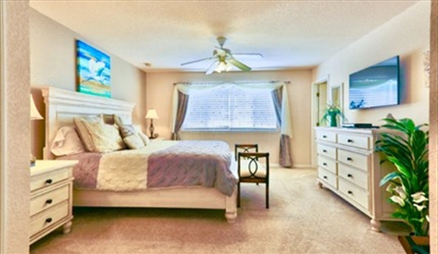 Bedroom 1: King size bed, plenty of storage. Ref 114. Modern family villa own pool, near Disney. Silver Creek in Silver Creek, Clermont, Orlando