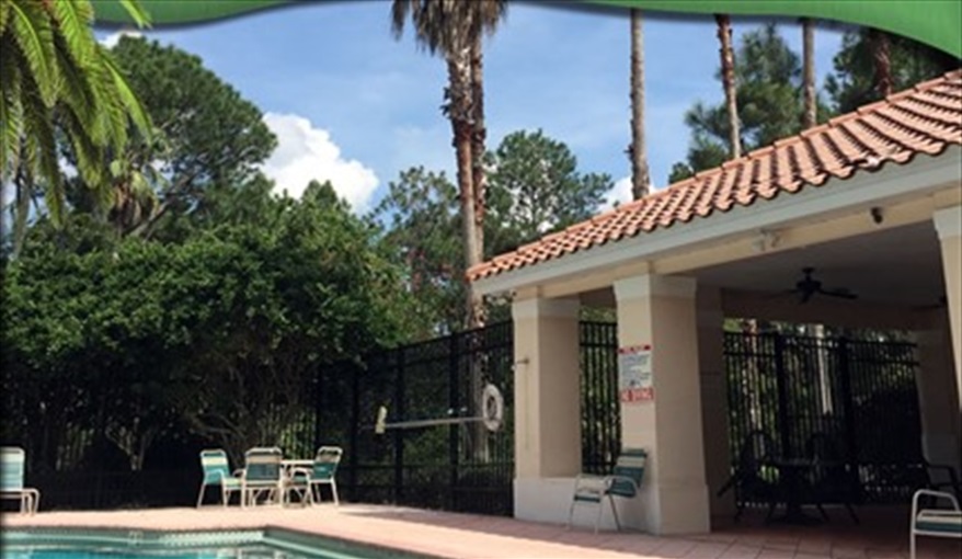 Community Pool Area and Cabana. CJS FLORIDA VILLA in Four Corners, Davenport, Orlando