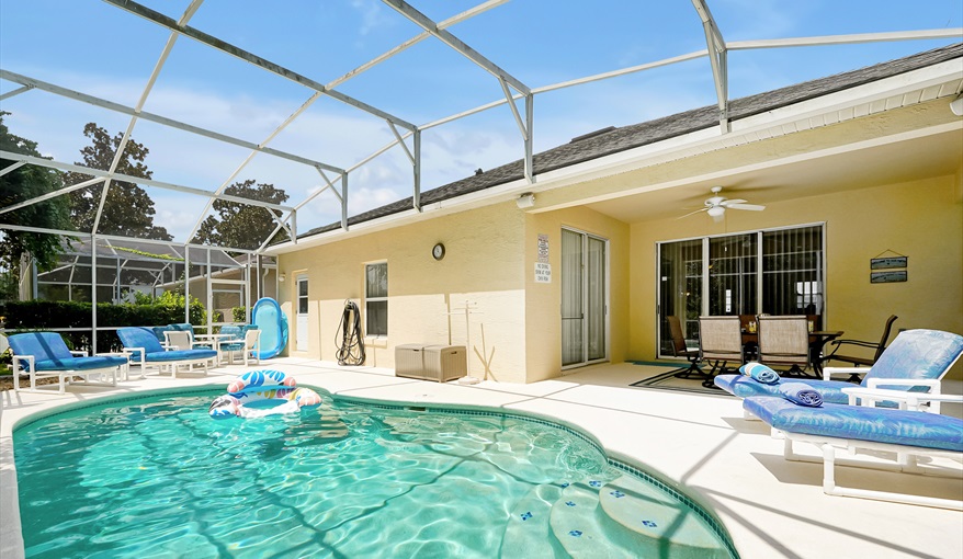 Private Pool & Deck. CJS FLORIDA VILLA in Esprit, Davenport, Orlando