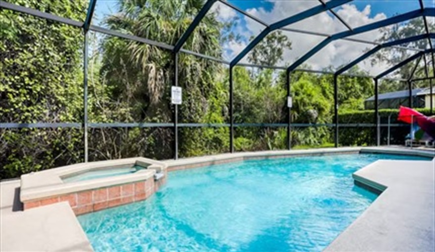 Pool. Magic Memories Paradise Villa in Cumbrian Lakes, Kissimmee, Orlando