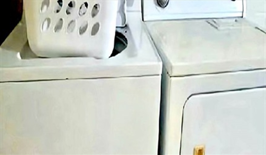 Laundry facility. Ref 993PF. Family home, free BBQ. Near Disney. Pet friendly in Lindfields, Kissimmee, Orlando