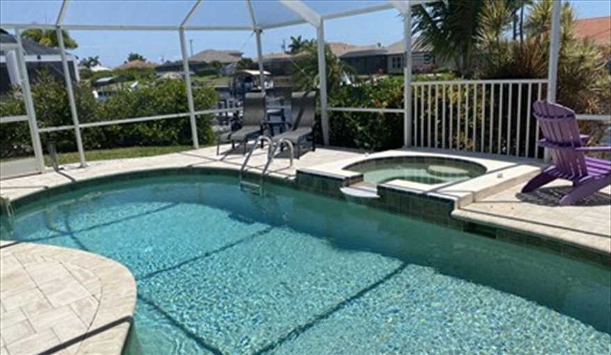 Villa Tropical Palms - SW Cape - South Facing W/front Home in Cape Coral, Cape Coral, Gulf Coast