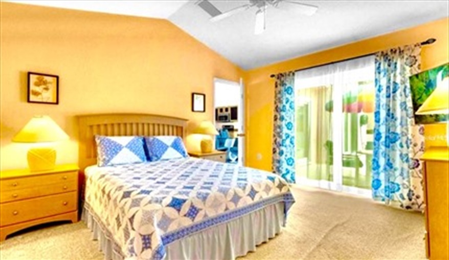 Second bedroom with ensuite bathroom. ref 996PF. Stunning villa. South facing pool. Pet friendly in Town Centre Reserve, Davenport, Orlando
