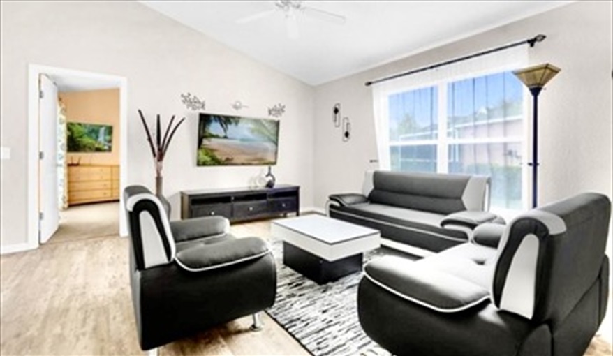 Villa ref 996PF. Stunning villa. South facing pool. Pet friendly in Town Centre Reserve, Davenport, Orlando