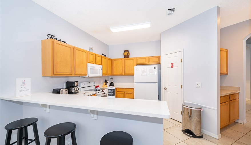 Villa Beautiful, Modern 5 Bed, 4 Bath Villa on Calabay Parc with Private Pool - Mins to Disney in Calabay Parc, Davenport, Orlando