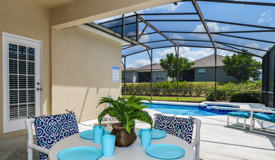 Villa Beautiful, Modern 5 Bed, 4 Bath Villa on Calabay Parc with Private Pool - Mins to Disney in Calabay Parc, Davenport, Orlando