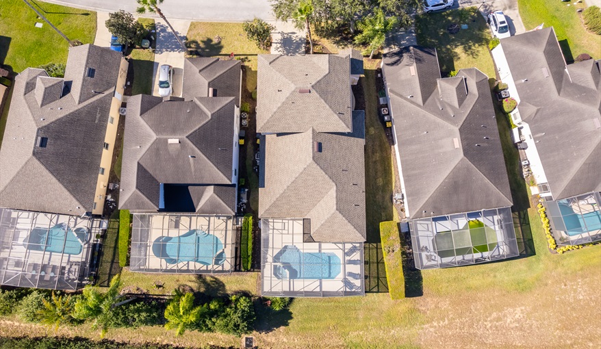 Villa Beautiful, Modern 5 Bed, 4 Bath Villa on Calabay Parc with Private Pool - Mins to Disney in Calabay Parc, Davenport, Orlando