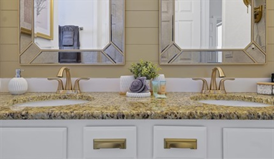 1st Floor Master Suite # 2 bathroom . Sunshine Villa at Windsor Hills  in Windsor Hills Resort, Kissimmee, Orlando