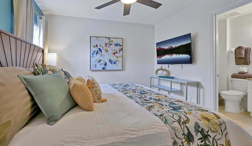 2nd Floor King . Sunshine Villa at Windsor Hills  in Windsor Hills Resort, Kissimmee, Orlando