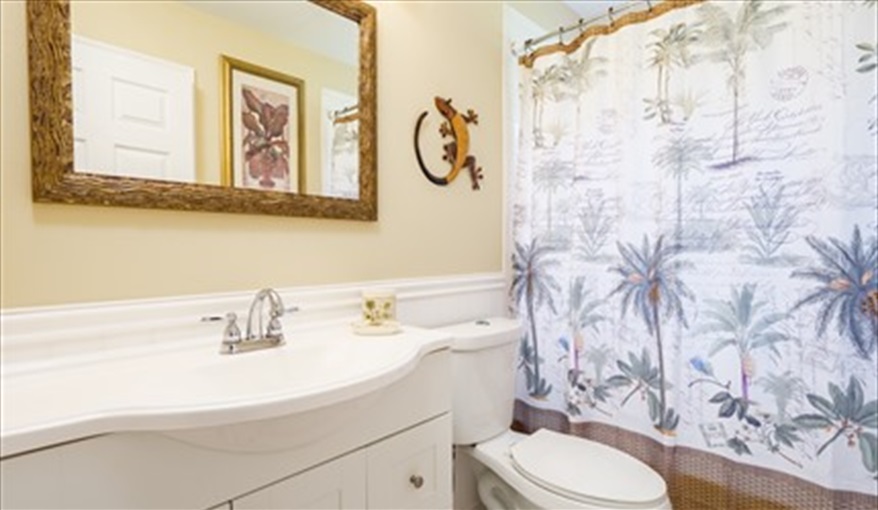 family bathroom. Heron's Rest in Sunridge Woods, Davenport, Orlando