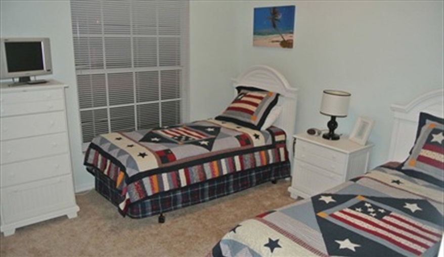 TWIN ROOM. SOUTH PALMS in Bridgewater Crossing, Davenport, Orlando