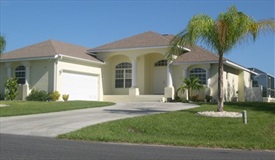 Front View of Minslake. MINSLAKE in Rotonda West, Rotonda West, Gulf Coast