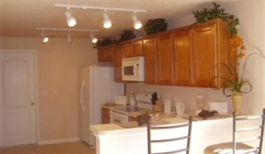 Fully fitted kitchen. Pluto's Palace Florida Villa in Sandy Ridge, Davenport, Orlando