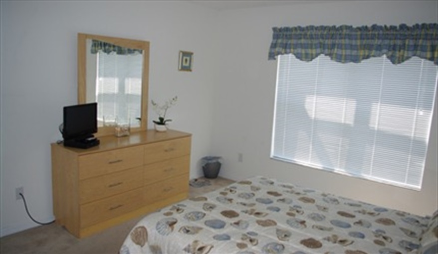 main bedroom. Doorway to Disney in Emerald Island Resort, Kissimmee, Orlando