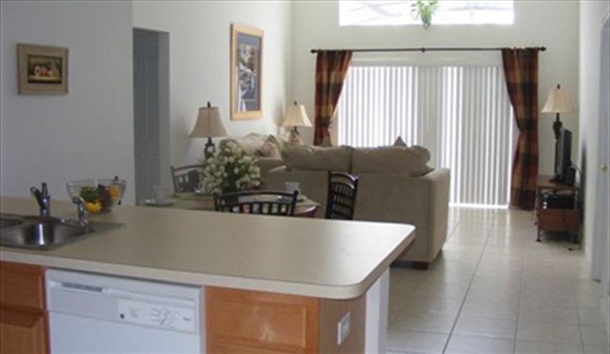 kitchen. Doorway to Disney in Emerald Island Resort, Kissimmee, Orlando