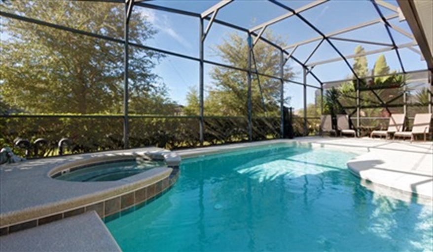 Pool & Spa view 2. Florida Palms (Trip Advisor Travelers Choice Award 2020) in Calabay Parc at Tower Lake, Haines City, Orlando