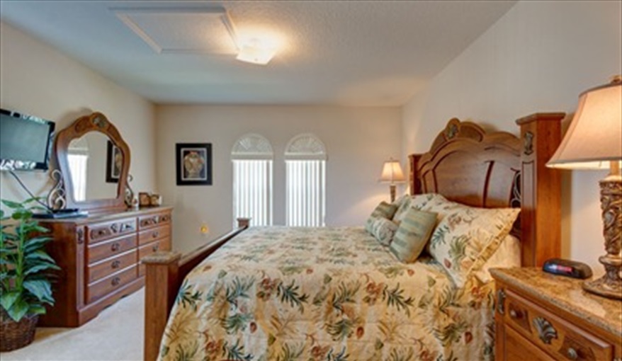 Master Bedroom 2 view 2. Florida Palms (Trip Advisor Travelers Choice Award 2020) in Calabay Parc at Tower Lake, Haines City, Orlando