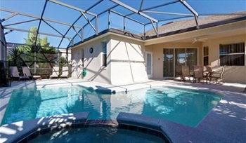 Pool & Spa view 1. Florida Palms (Trip Advisor Travelers Choice Award 2020) in Calabay Parc at Tower Lake, Haines City, Orlando