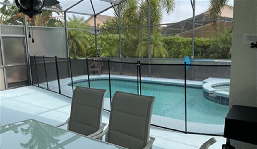 Pool Safety Fence. Floridavillarosso in West Stonebridge, Davenport, Orlando