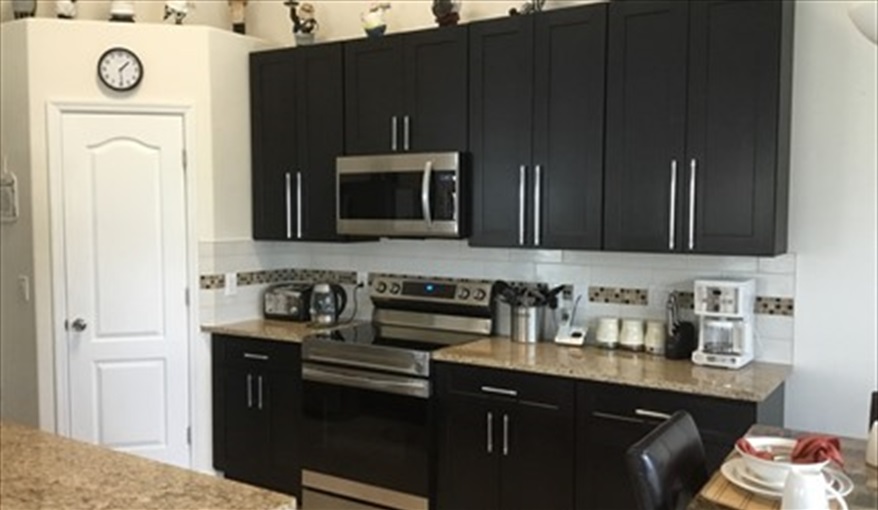 New Kitchen. Floridavillarosso in West Stonebridge, Davenport, Orlando