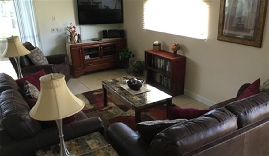 Family Lounge Area. Floridavillarosso in West Stonebridge, Davenport, Orlando