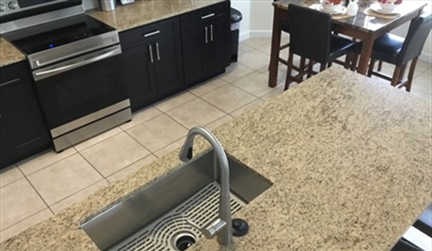 New Kitchen. Floridavillarosso in West Stonebridge, Davenport, Orlando