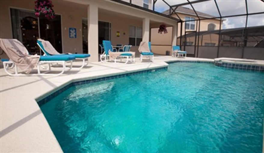 The south facing pool is perfect for all the family.. Leila's Sunrise - 7 Bedroom Deluxe Villa with Pool in Emerald Island Resort, Kissimmee, Orlando