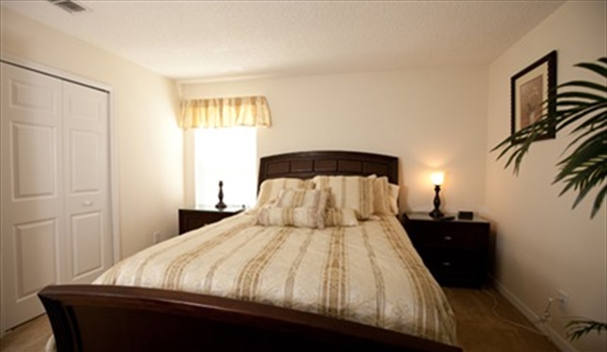 2nd luxurious queen size bedroom. Leila's Sunrise - 7 Bedroom Deluxe Villa with Pool in Emerald Island Resort, Kissimmee, Orlando