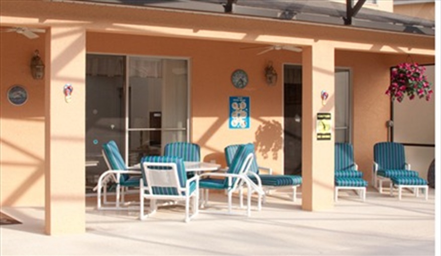 or alfresco under the covered lanai area. Cal-Cierra Retreat - 7 Bedroom Deluxe Villa with Pool in Emerald Island Resort, Kissimmee, Orlando