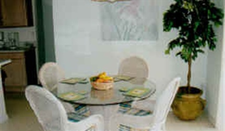 Breakfast area. The Palms in Sunridge Woods, Davenport, Orlando