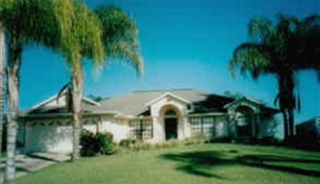 The Palms villa on a sunny day!. The Palms in Sunridge Woods, Davenport, Orlando