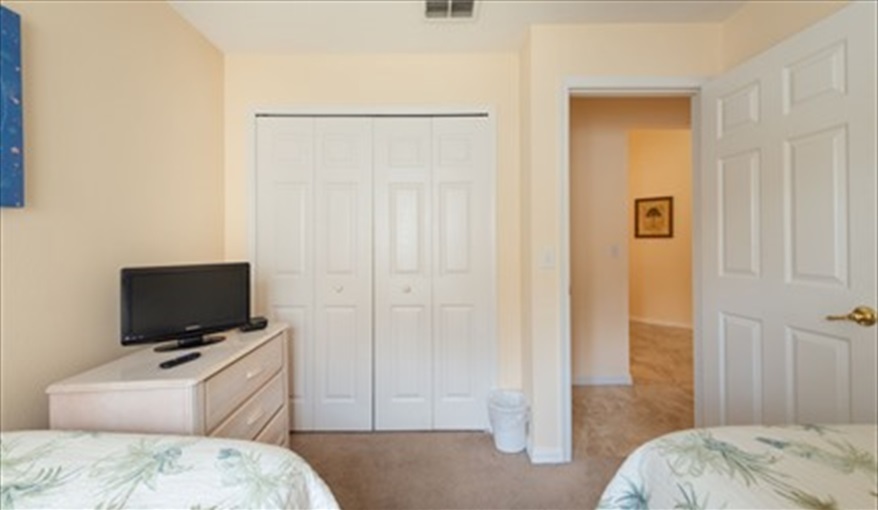 Bedroom 3. Laurel Oak - Less than 10 minutes to Disney in Indian Ridge Oaks, Kissimmee, Orlando