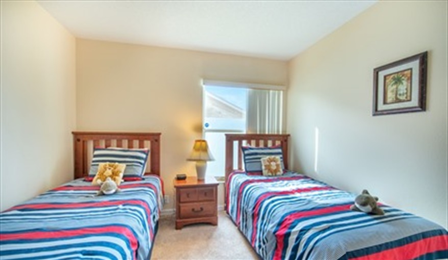 Bedroom 4 with Twin Beds. Laurel Oak - Less than 10 minutes to Disney in Indian Ridge Oaks, Kissimmee, Orlando