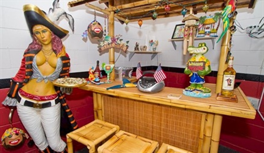 'Rita' is the perfect hostess at the games room Tiki bar. Los Margarita  - 5 STAR Executive Villa in Calabay Parc at Tower Lake, Haines City, Orlando