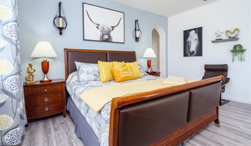 Quality furniture. Los Margarita  - 5 STAR Executive Villa in Calabay Parc at Tower Lake, Haines City, Orlando