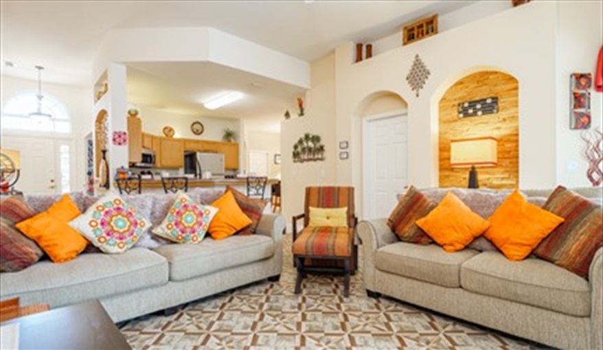 Beautifully furnished. Los Margarita  - 5 STAR Executive Villa in Calabay Parc at Tower Lake, Haines City, Orlando