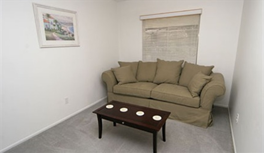 2nd living room / sleep sofa. Luxury villa, 3 Bedrooms, 2 Baths with stunning pool and games room in Indian Ridge, Kissimmee, Orlando