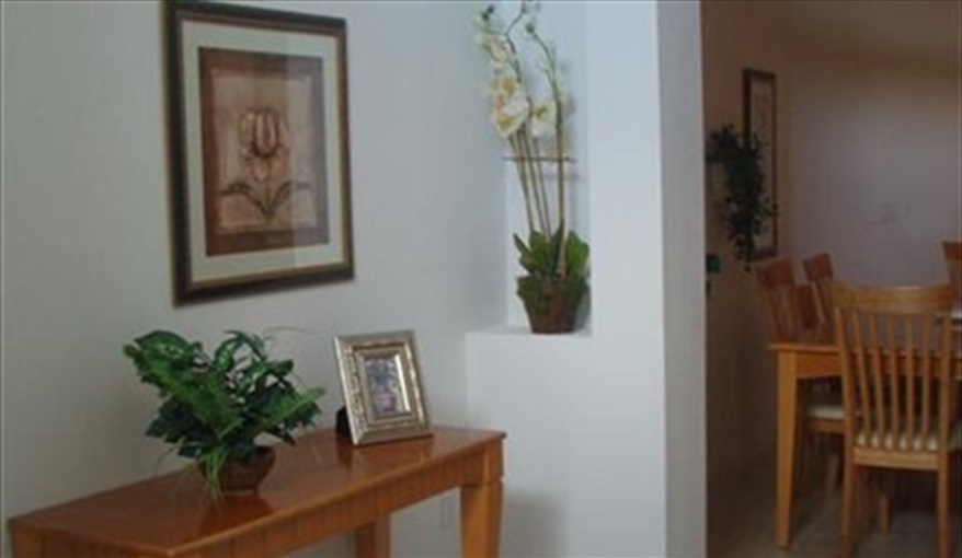 Entrance Hallway. Sunrise Orlando Villa near Disney World in Sunrise Lakes, Clermont, Orlando