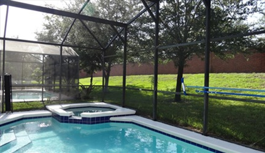Pool & Spa - can be heated for additional cost. Sunrise Orlando Villa near Disney World in Sunrise Lakes, Clermont, Orlando